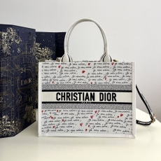 Christian Dior Shopping Bags